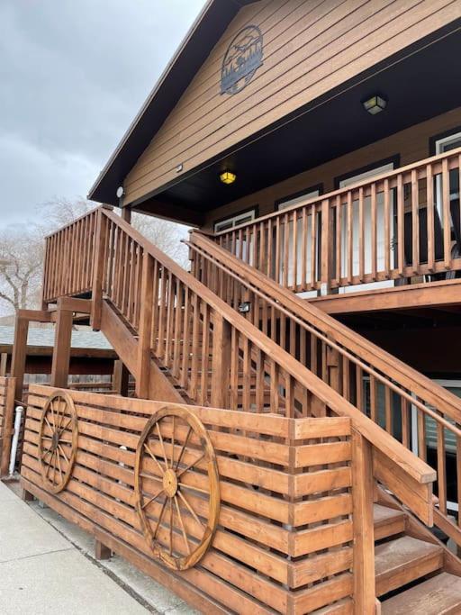 Parkway Yellowstone Guest House Room #1 Gardiner Exterior foto